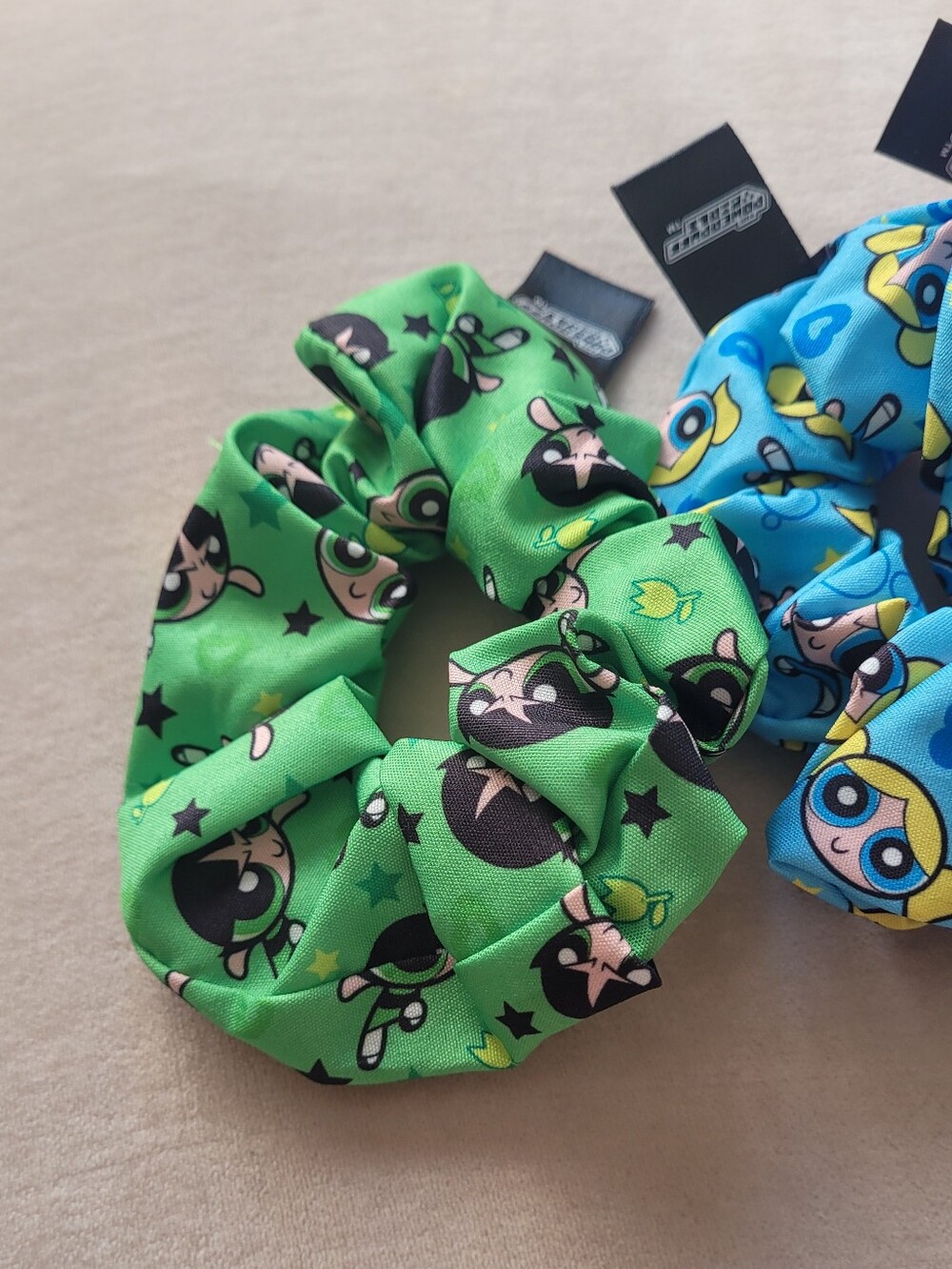 Powerpuff Girls Hair Scrunchie Set - Picture 4 of 4